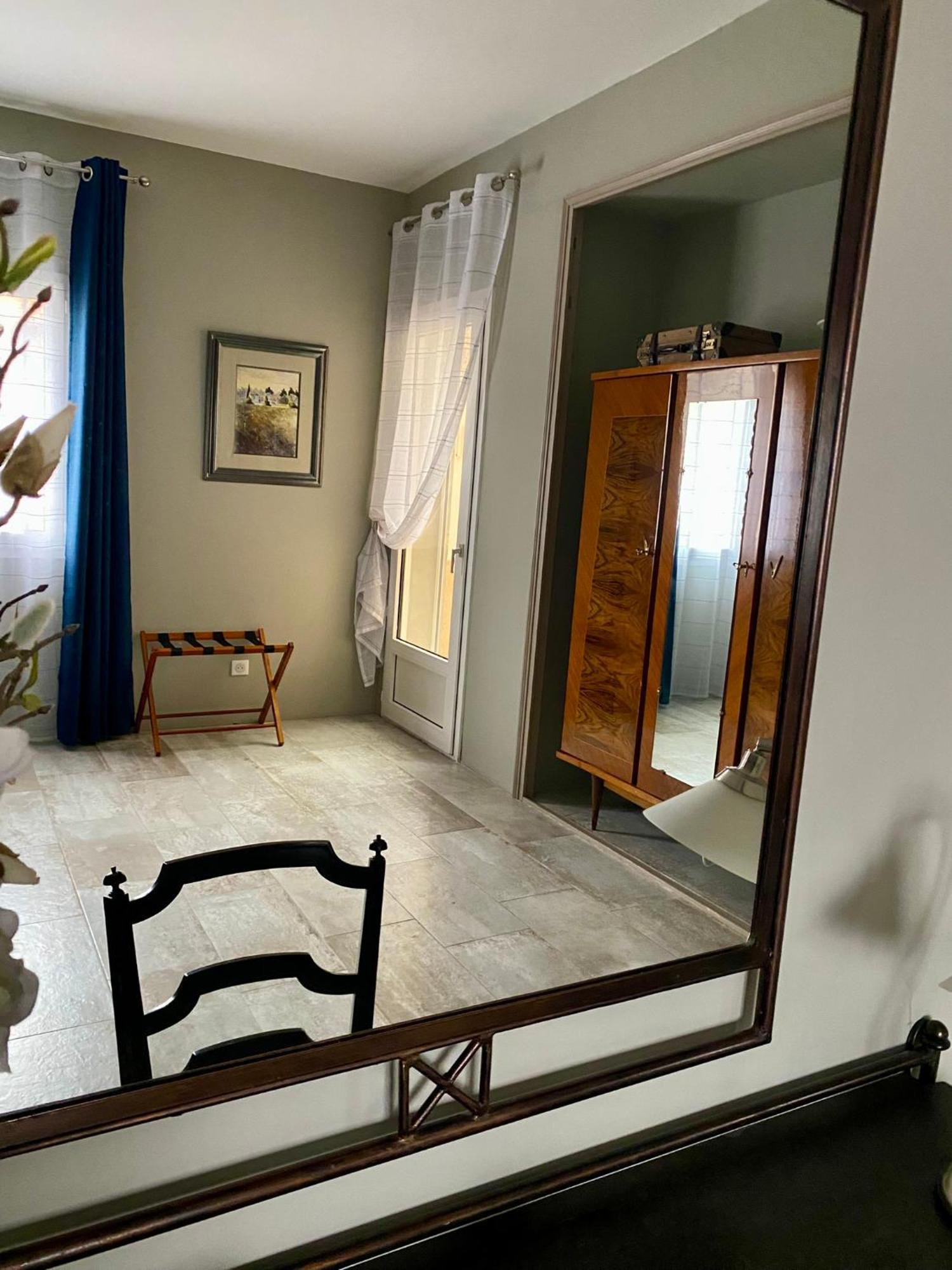 Maison Du Midi, 2 Gites De Charme Ginestas Экстерьер фото
