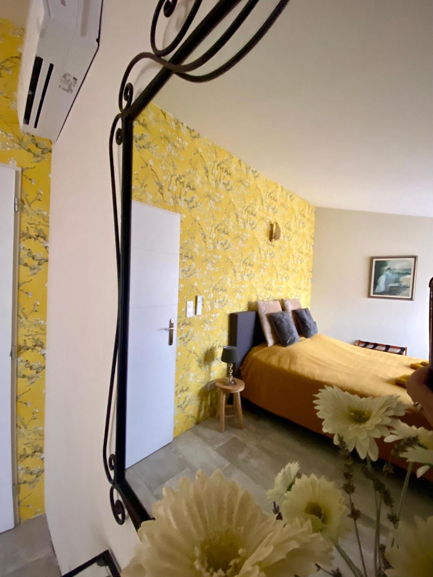 Maison Du Midi, 2 Gites De Charme Ginestas Экстерьер фото